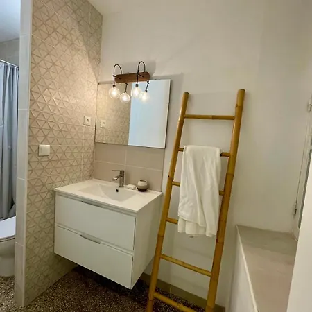 P3 Centre Des Arenes Rdc