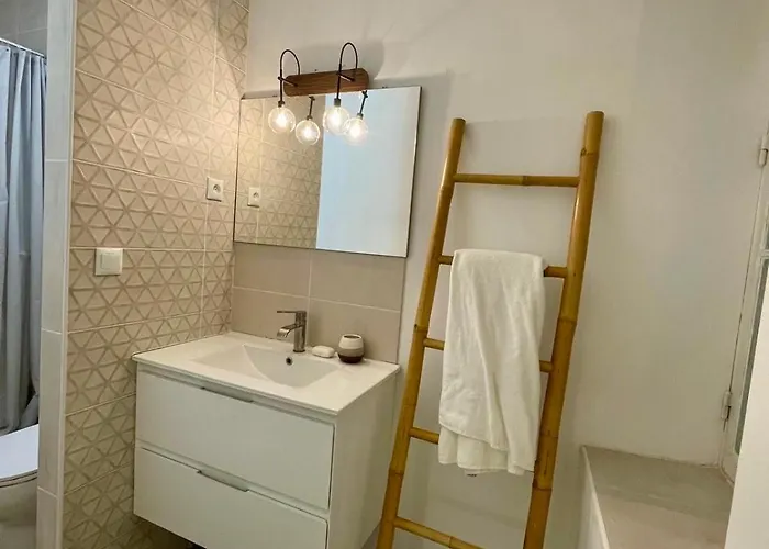 P3 Centre Des Arenes Rdc