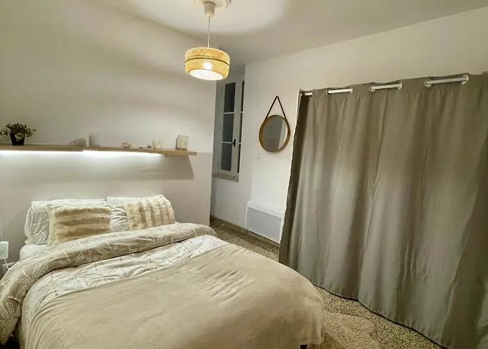 P3 Centre Des Arenes Rdc Apartmán Nîmes